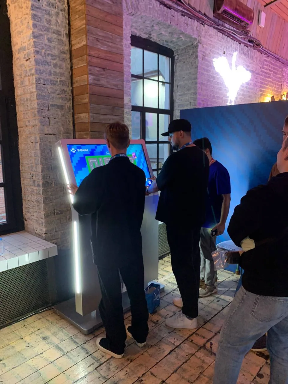 Ozon: игровые терминалы на мероприятии — фотография проекта