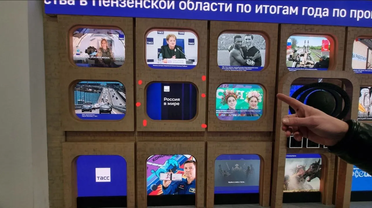 Медиастена стенда ТАСС — фотография проекта